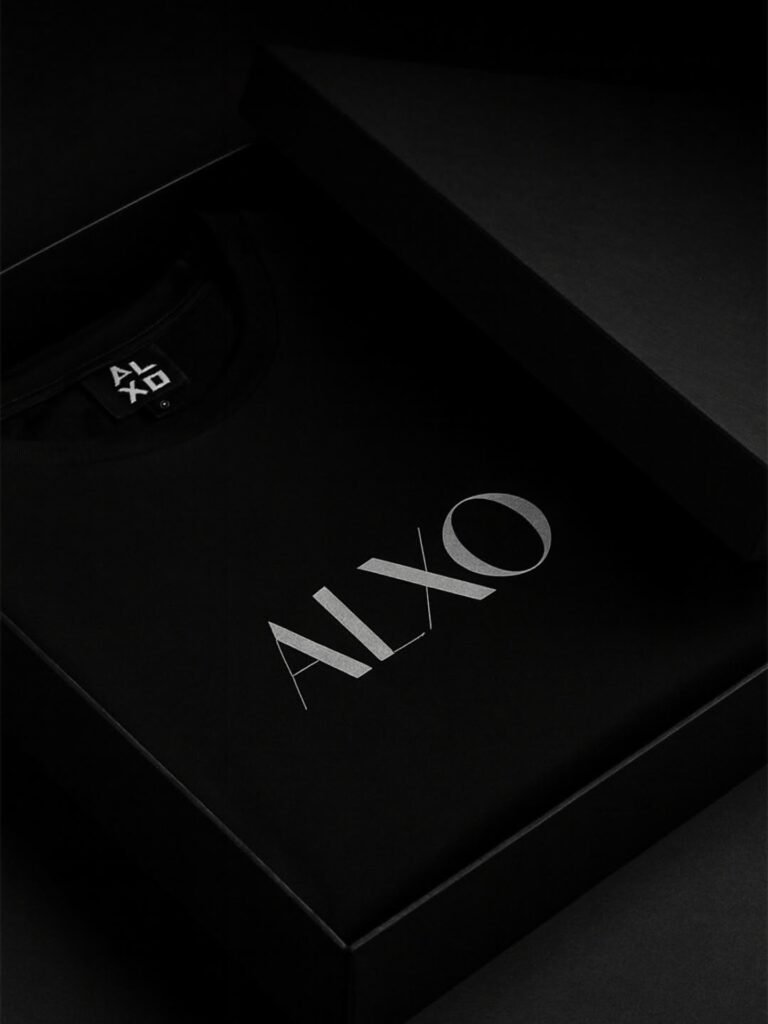 Instagram post from alxo.shop. This post is in position 2.